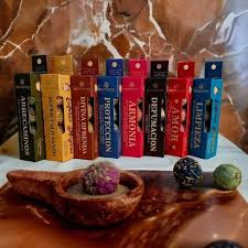 CONOS ESFERAS Y PASTILLAS